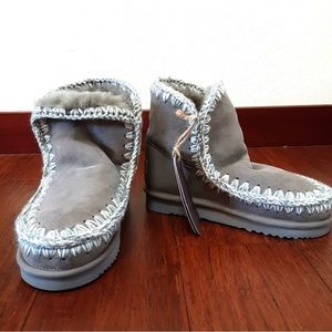 MOU Sheepskin Boots Women